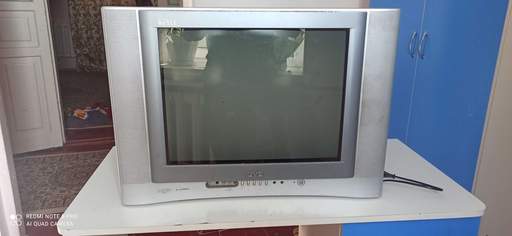 Продается телевизор JVC