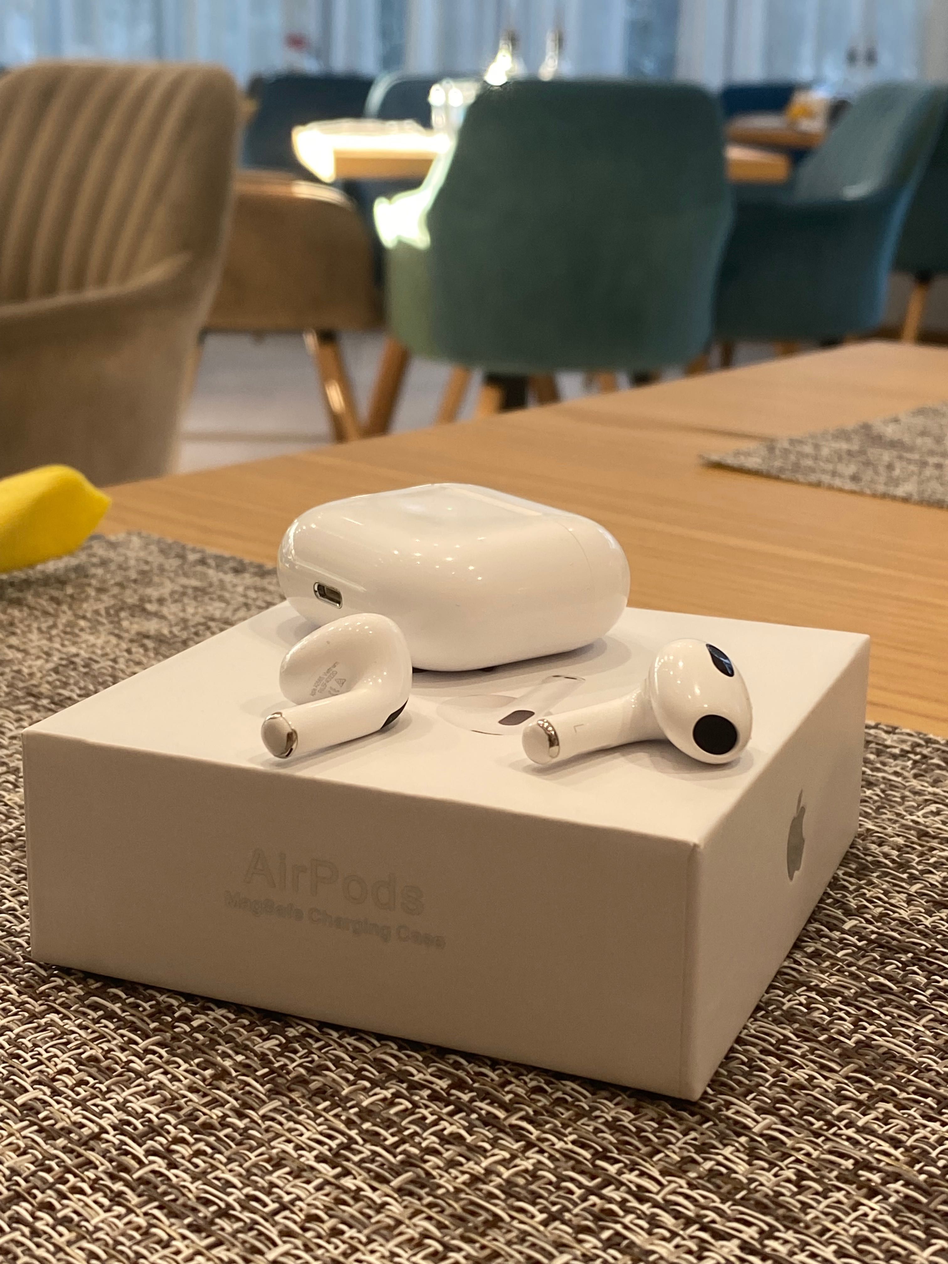 Cлушалки Apple Airpods 3