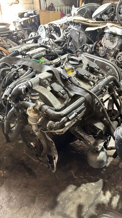 Двигатель AWT AWM 1.8T EA113 фольцваген пасат В5 ауди А4 В5 В6  А6 С5