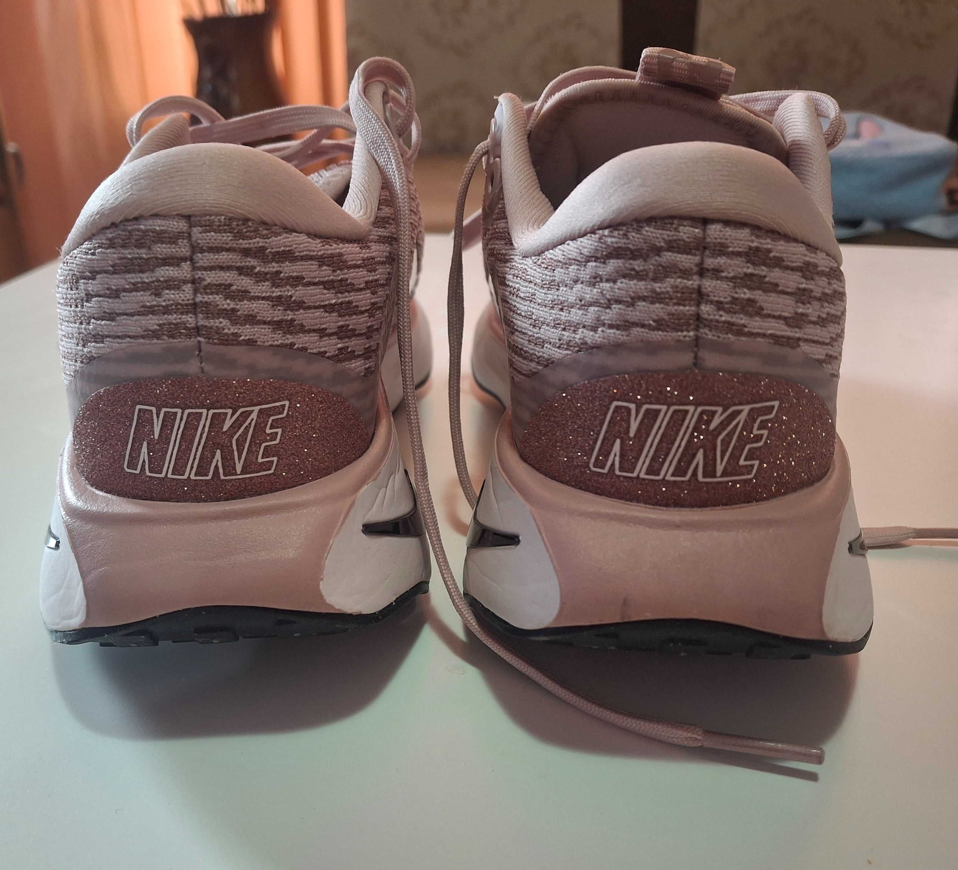 Дамски маратонки Nike Motiva Premium