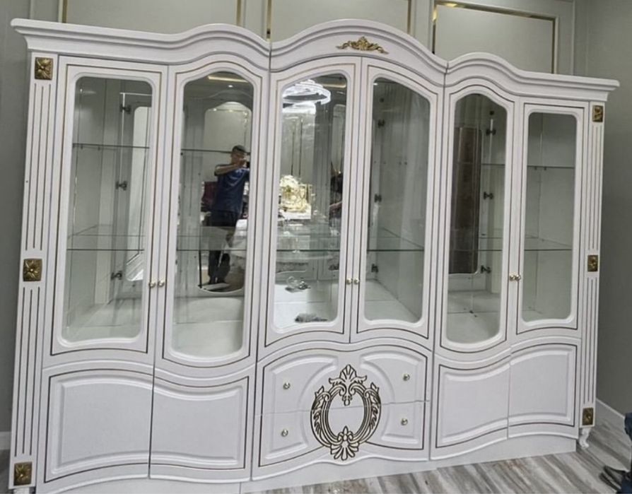 Сервант сатылады