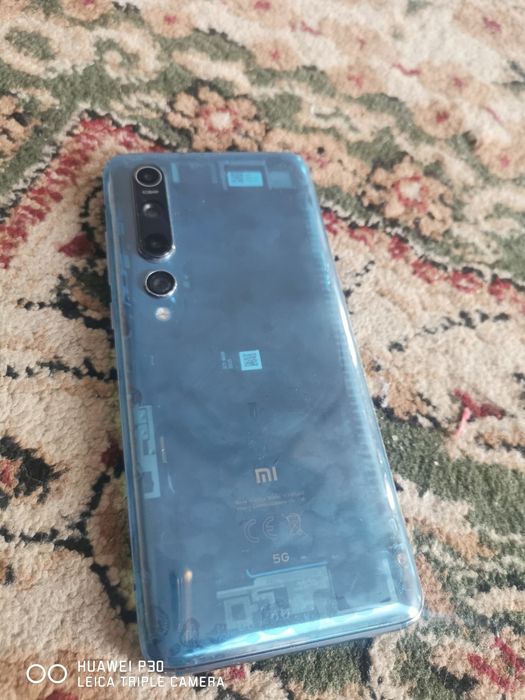 Продается mi 10 с разбитый дисплеем