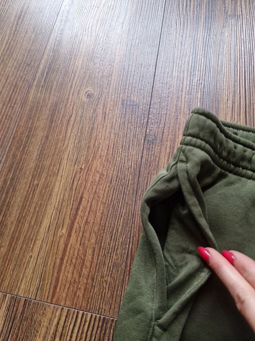 Страхотно мъжко спортно долнище NIKE размер L