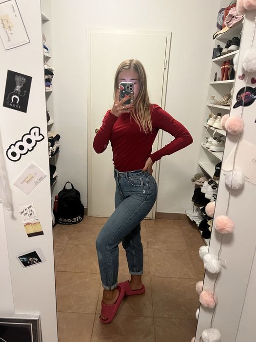 Дънки Guess с висока талия