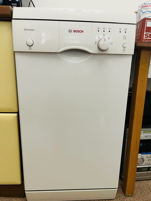 Посудомоечная машина Bosch. 84 - 60 - 44