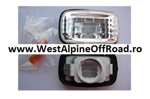 Semnalizare Toyota Land Cruiser 90, 4Runner, LC 100 (PRET PT 2 BUC)