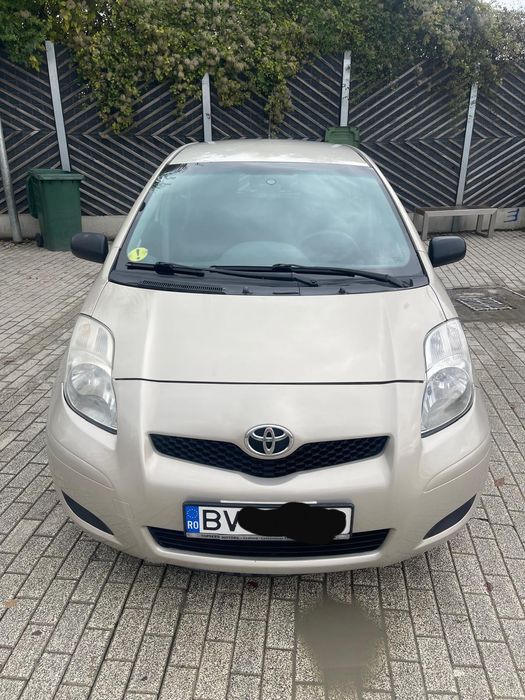 Toyota Yaris 2010 benzina