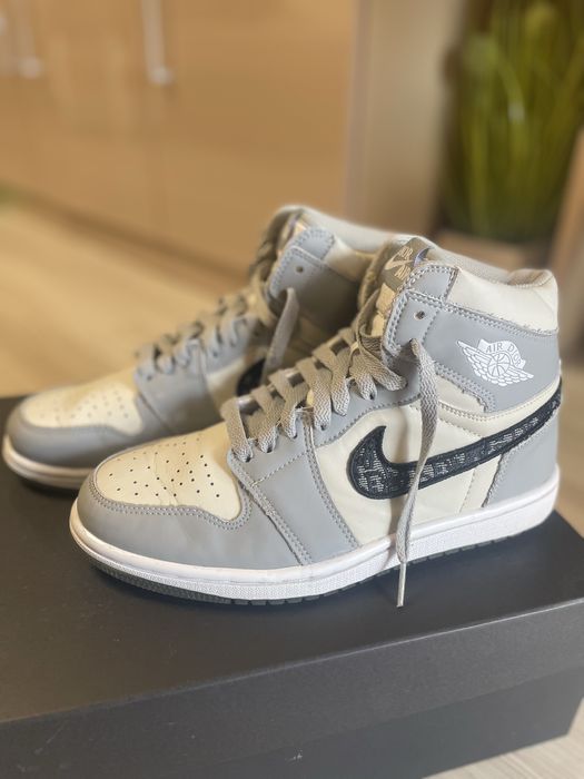 DIOR X Air Jordan 1 High