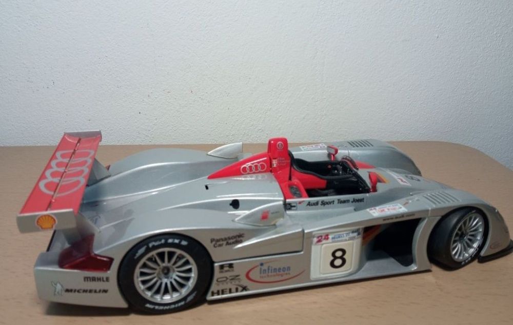 Audi R8 lemans maisto scara 1:18