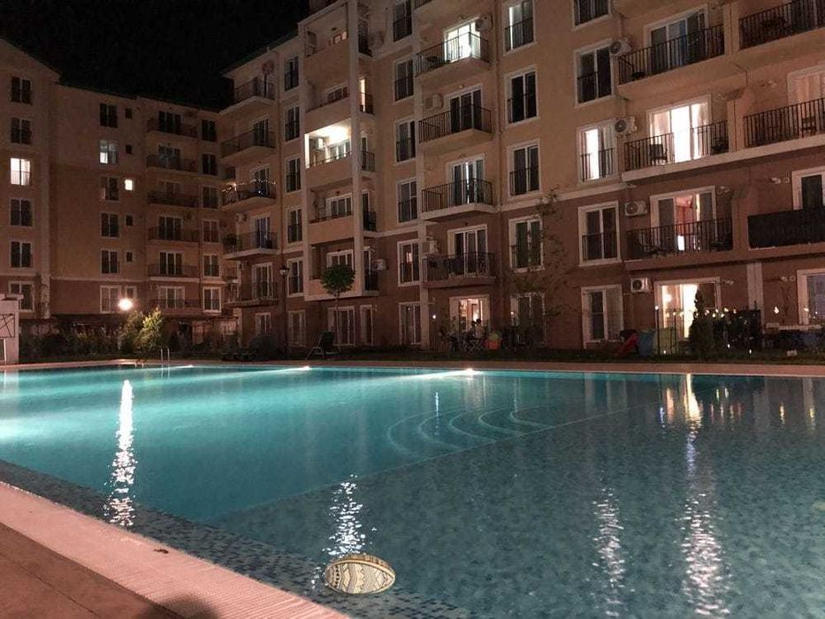 De închiriat 2 camere în Cosmopolis cu parcare, 52mp, mobilat complet