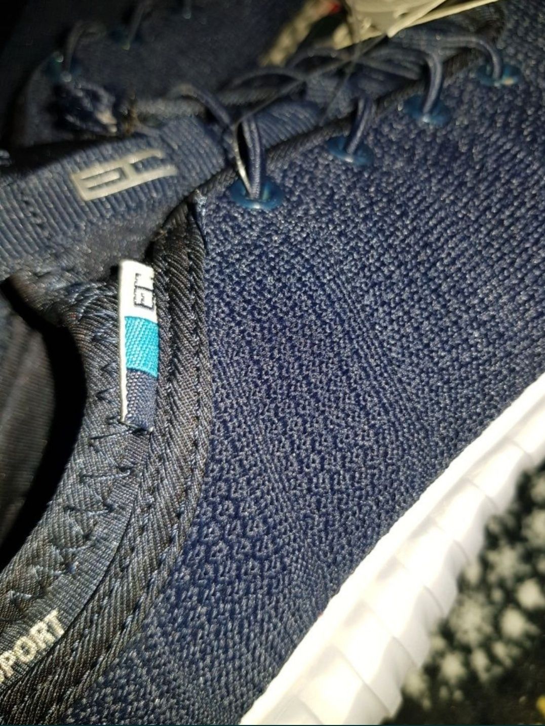 Pantofi gen SNICKERSI
