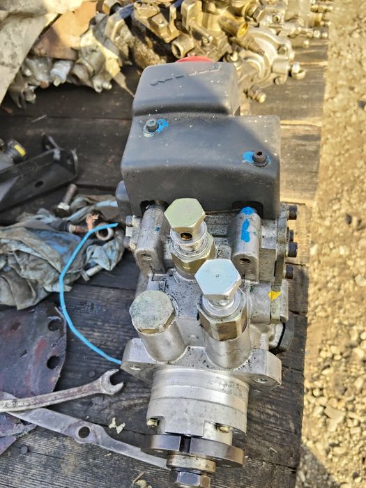 Pompă injecție tranzit delphi