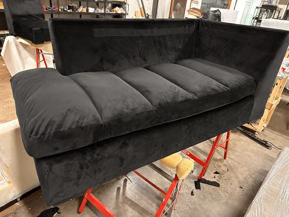 Tapitare si restaurare rapida mobilier inclus transport