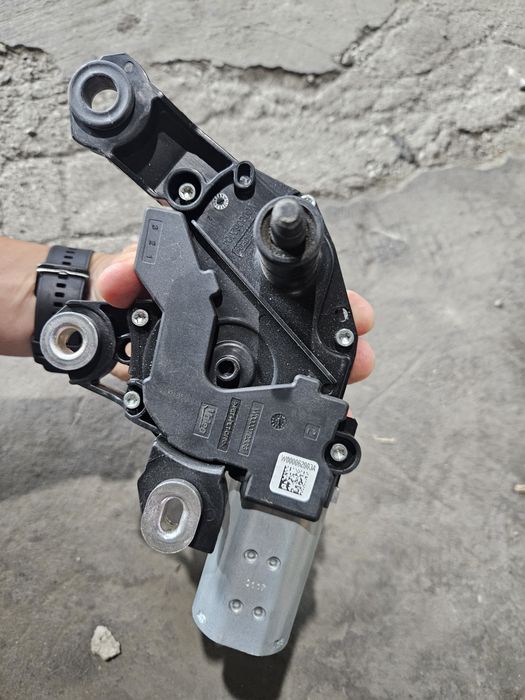 Моторче задна чистачка за Porsche Cayenne 9Y