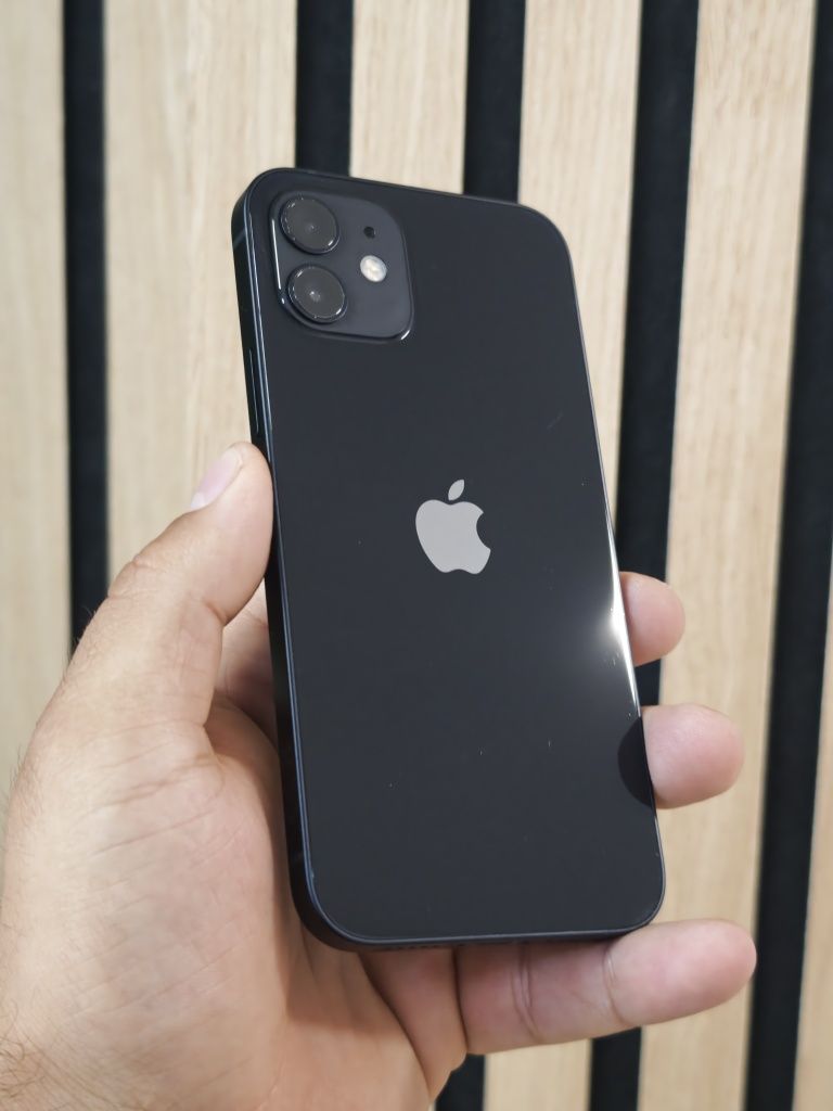 iPhone 12 64 GB  97% bateria