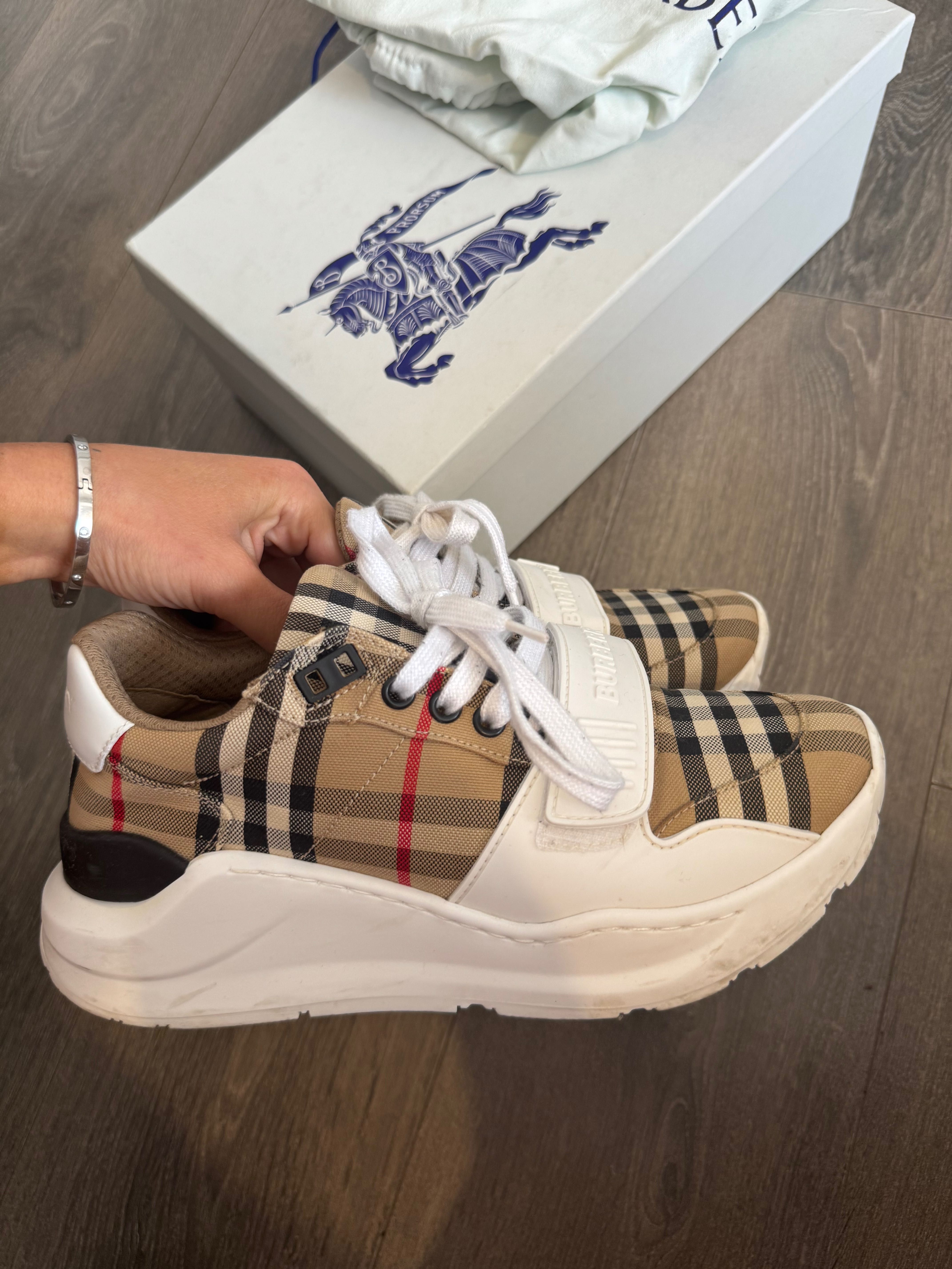 Маратонки Burberry оригинални