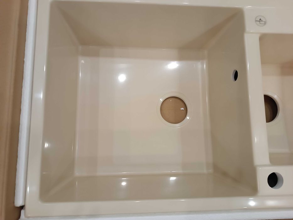 Kухненска Mивка от Полимермрамор - чисто нова