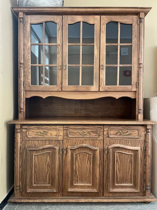 Бюфет от Масивно дърво