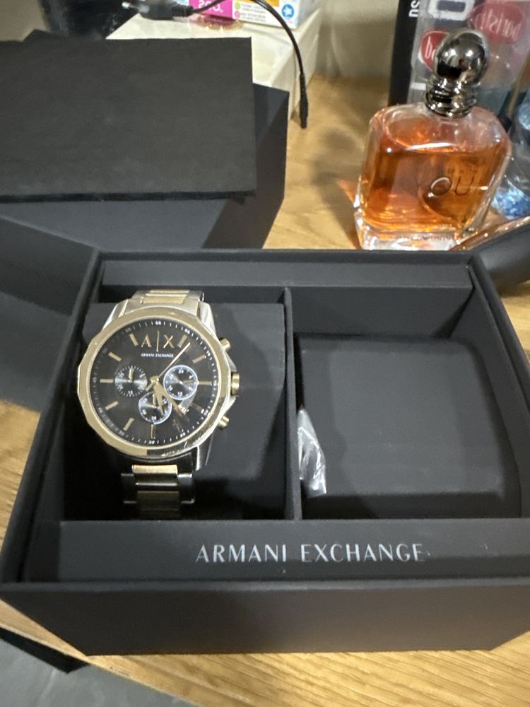 Armani Exchange часовник