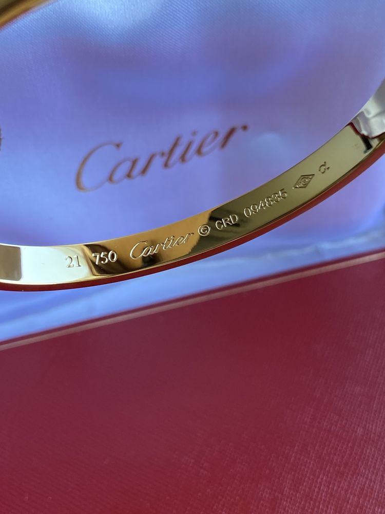 Brățară Cartier LOVE 21 din aur 750 cu diamante