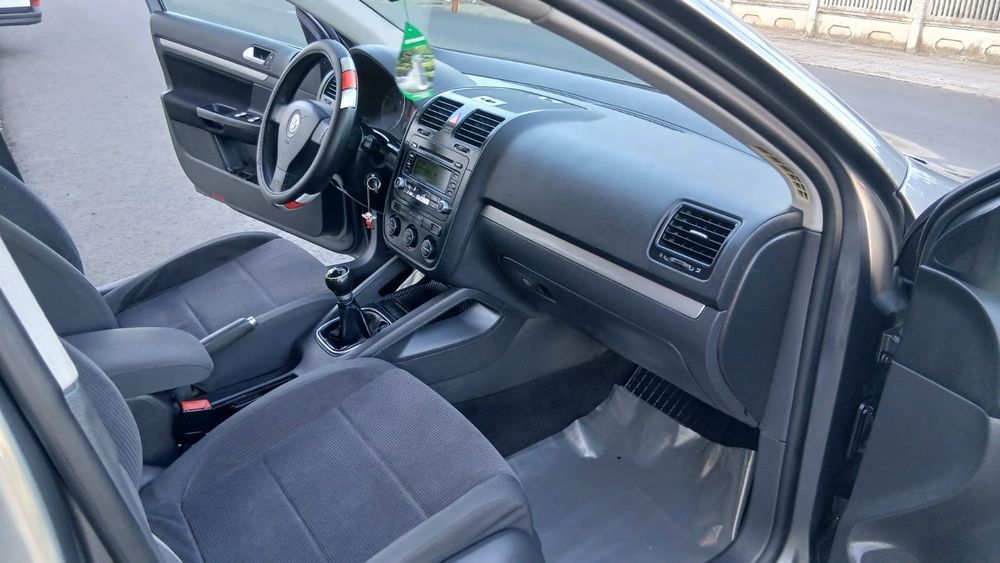 VW Jetta 1.6 MPI / 2007 E4