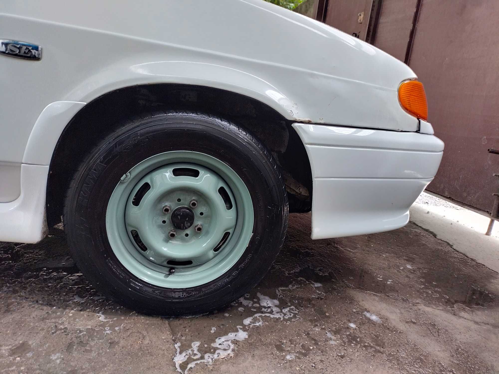 Диски r13бананы в сборе с покрышками Кама175/70r13