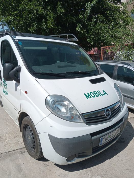 opel vivaro , intretinut !