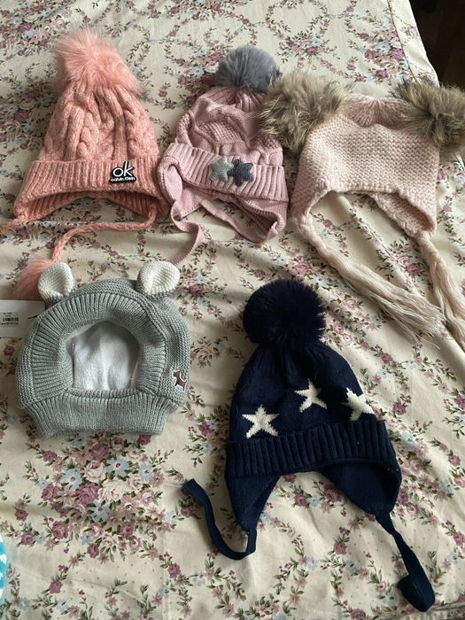 Шапки на девочку и мальчика