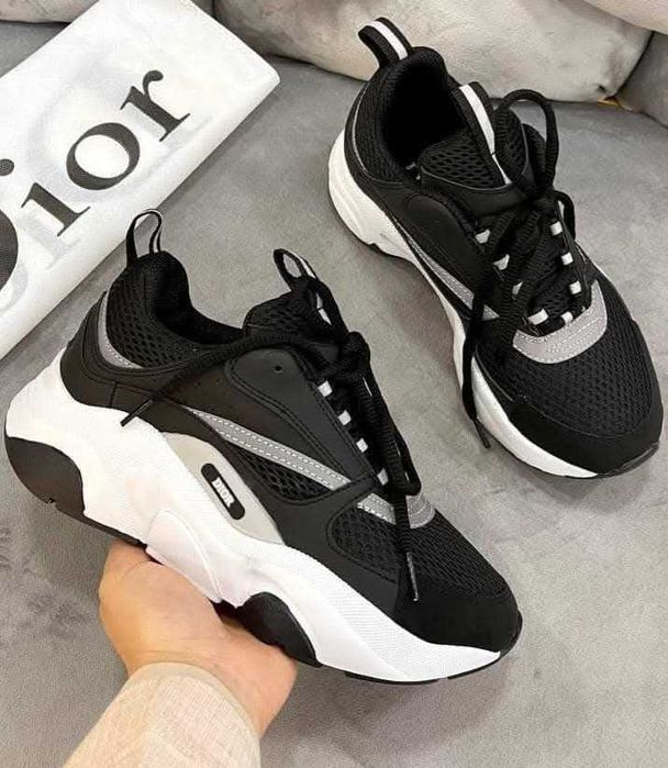 Кецове дамски нови Dior