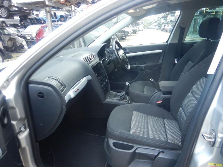 Set fete usi Skoda Octavia 2 2007 COMBI SCOUT 2.0 TDI BMM