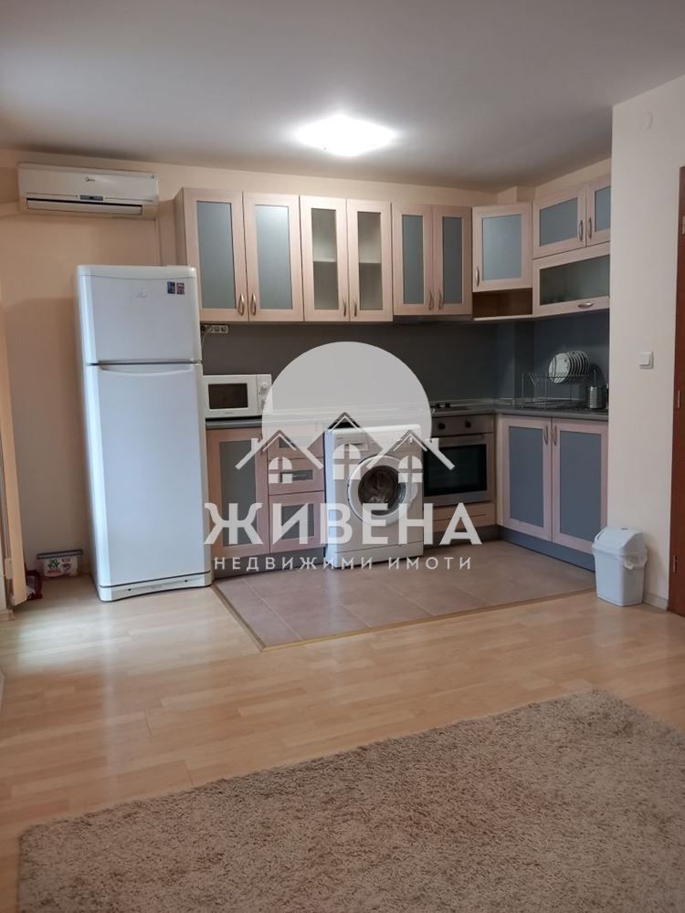 Дава се под наем Тристаен апартамент в Варна, Окръжна болница - 87 кв.м за 600 € - Снимка #1