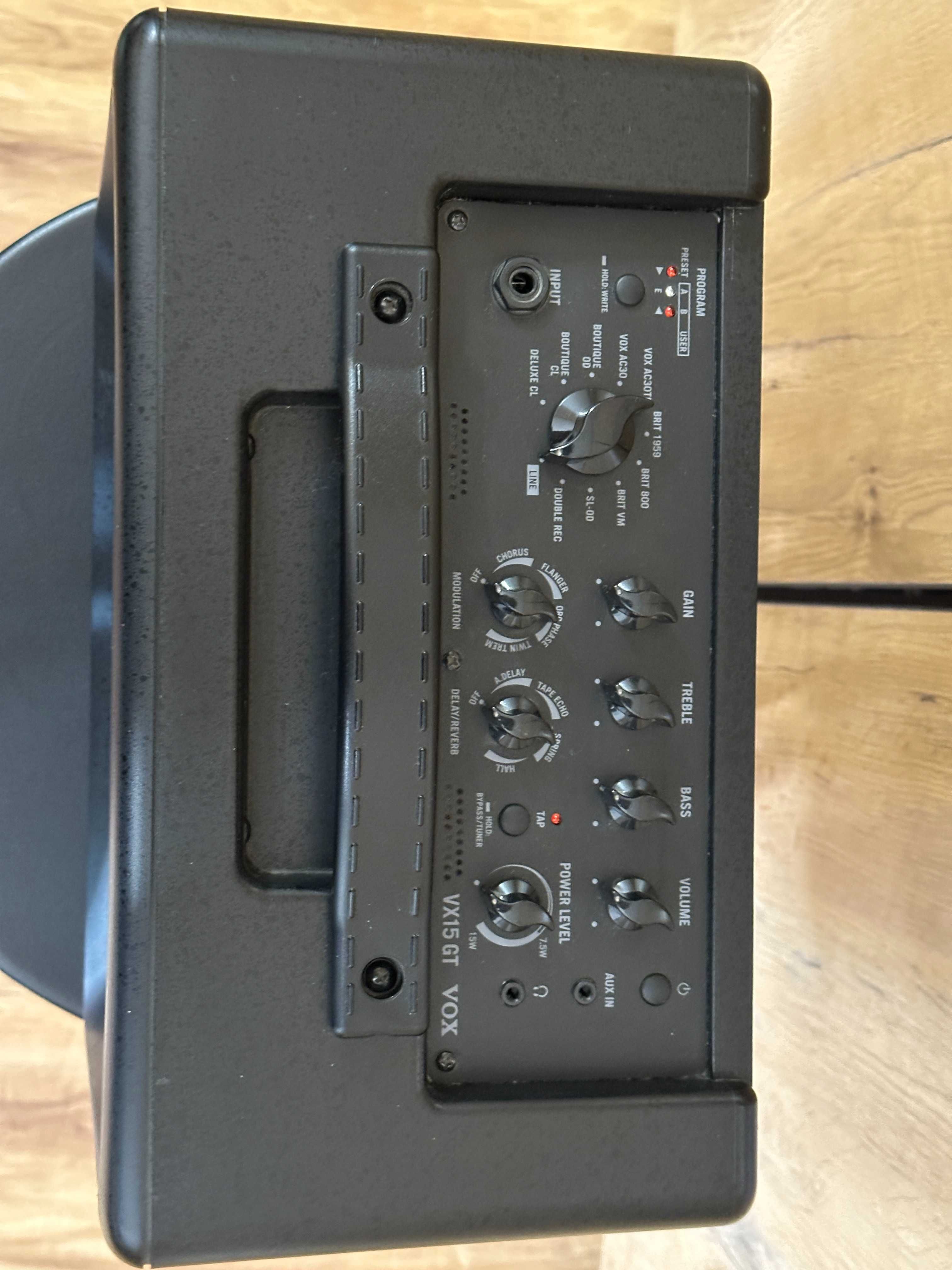 Комбоусилитель VOX VX15-GT