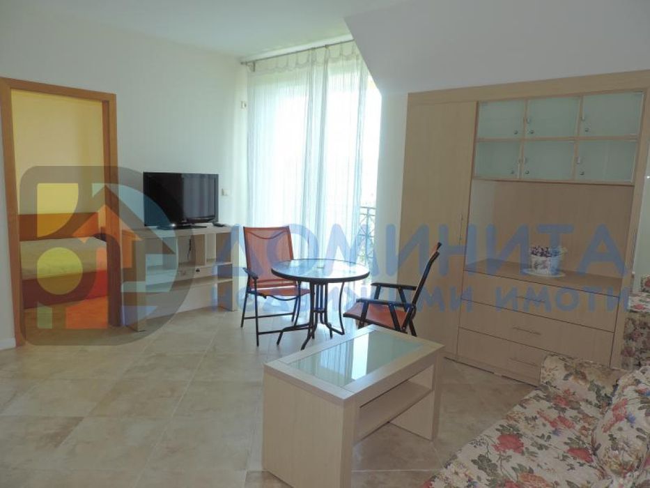 Двустаен с морска гледка