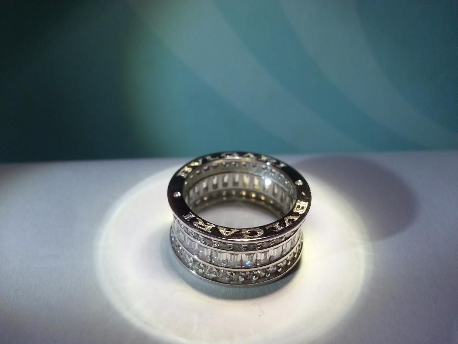 Сребърен пръстен с багети, модел на BVLGARI