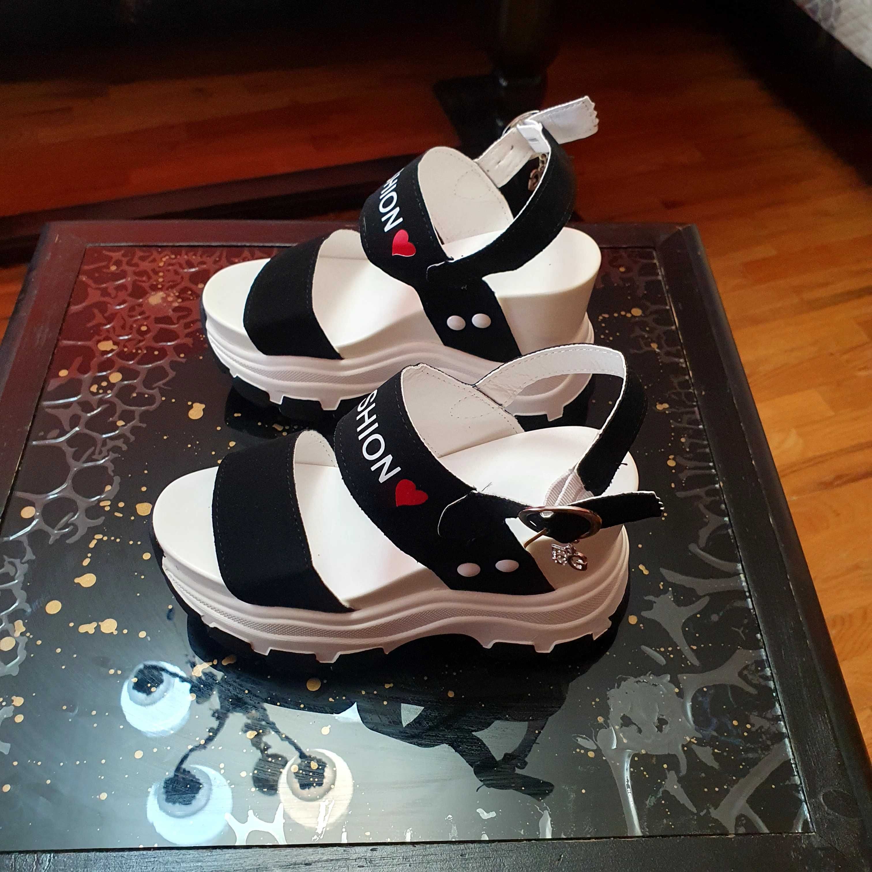 Женски сандали fashion