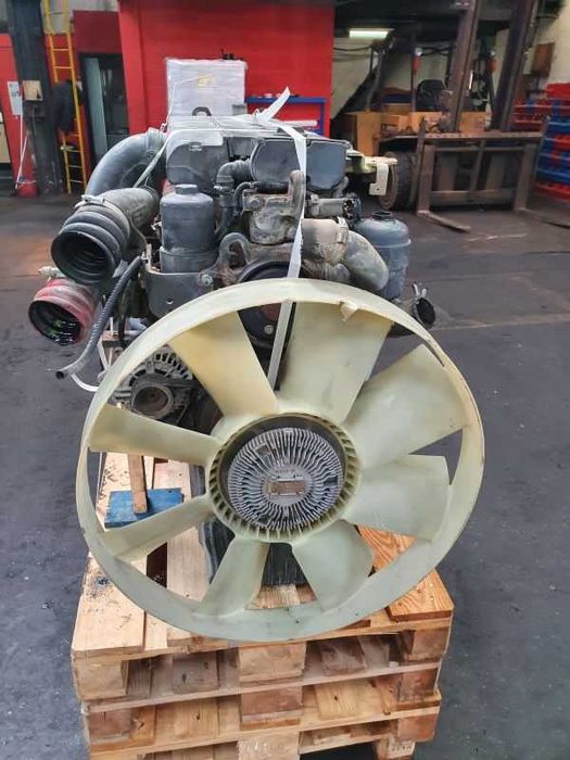 Motor OM906LA PTO pentru camion Mercedes - Piese de motor Mercedes
