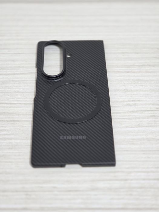 Husa Samsung Galaxy Fold 7 Carbon