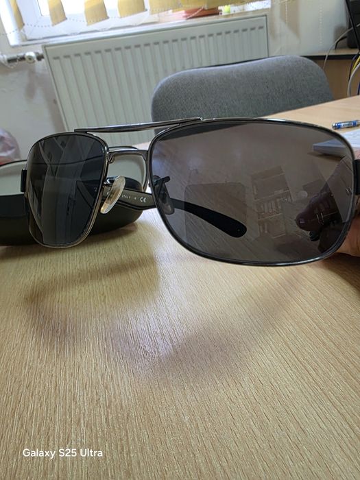 Ochelari de soare si vedere Ray Ban.
