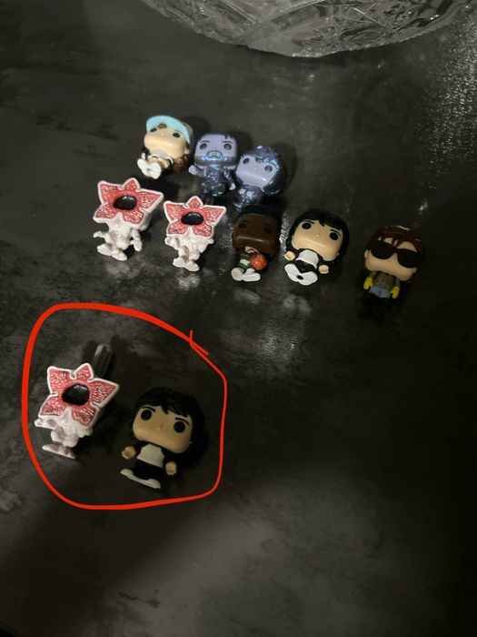 меняю демогоргона на скрепке и майка из осд