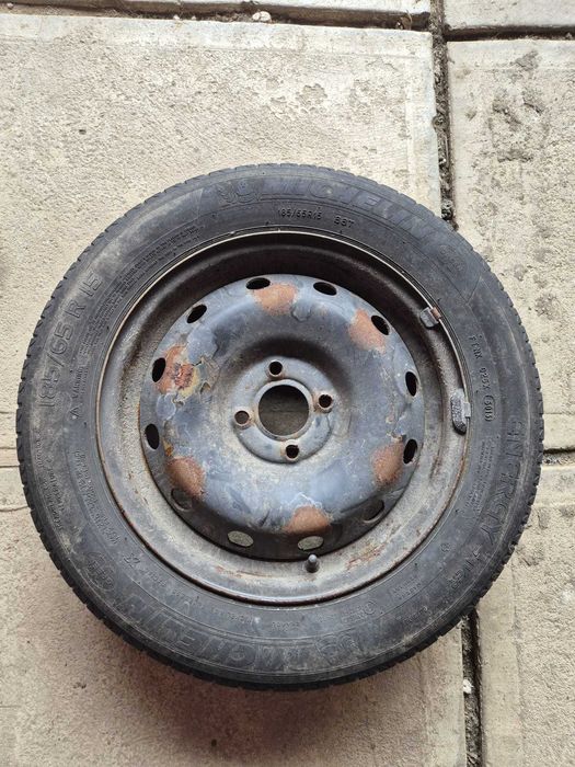 4 x jante & cauciuri vara Michelin Logan 185 85 65 r15