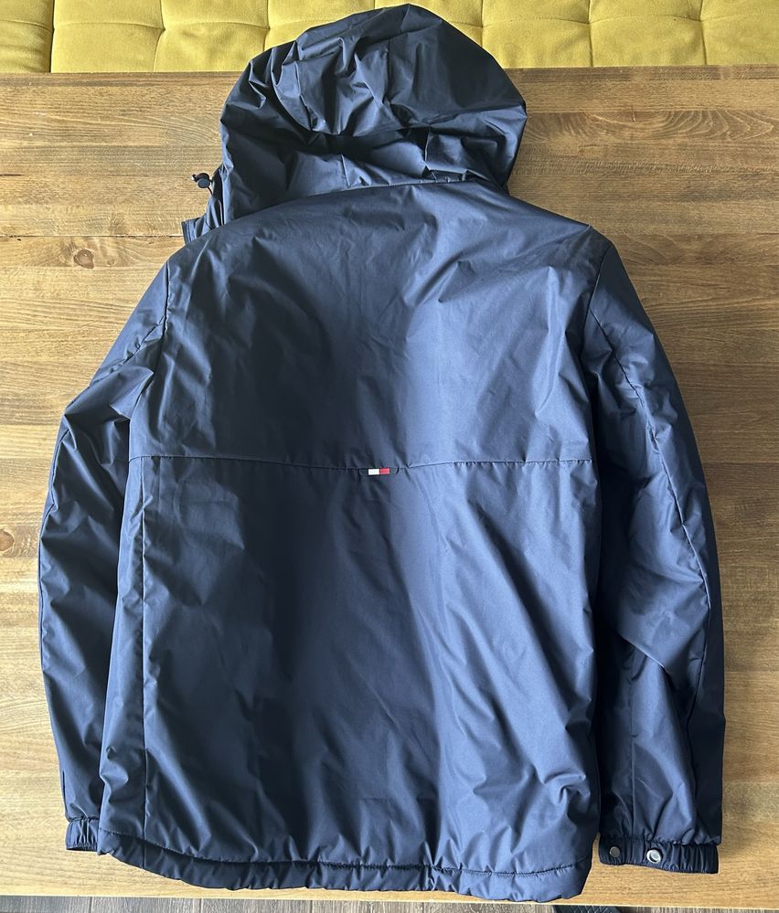 Яке Tommy Hilfiger