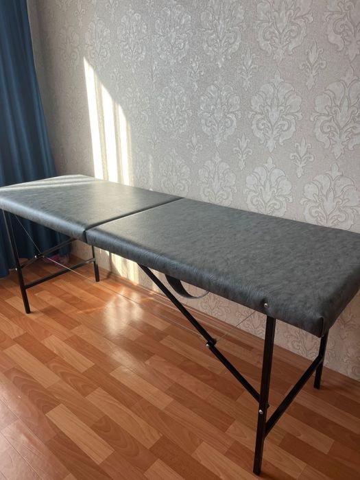 Кушетка для ресниц и шугаринга