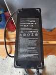 Incarcator scuter sau bicicleta electrica