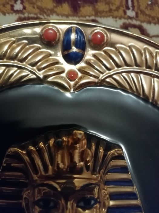 Farfurie 3D faraon Tutankhamon decorata cu aur editie limitata Egipt