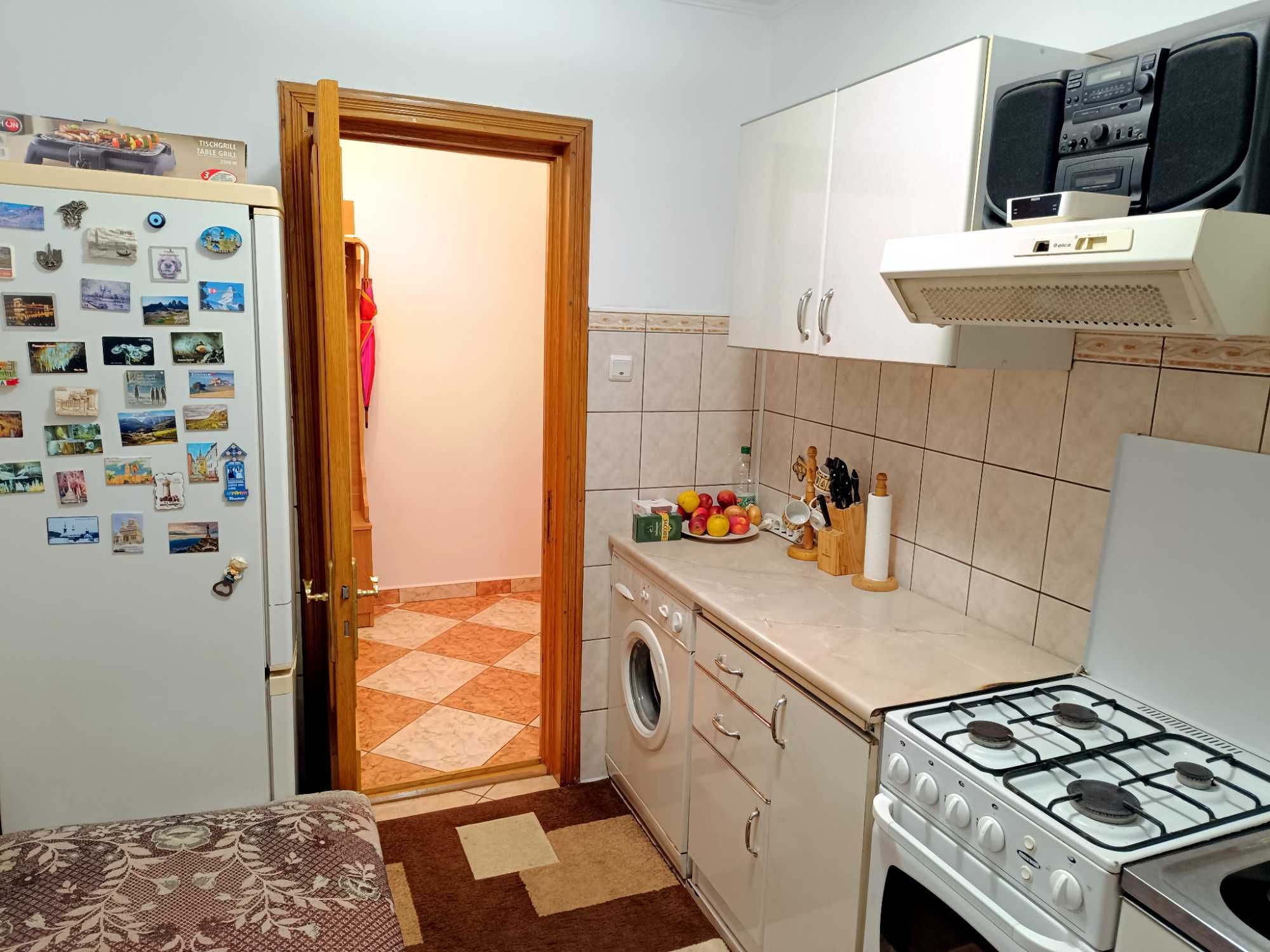 Apartament 2 camere - 50mp - Etaj 1 - Str Petru Rares - zona centrala