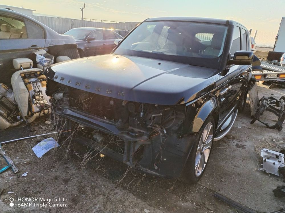 Range Rover Sport На части