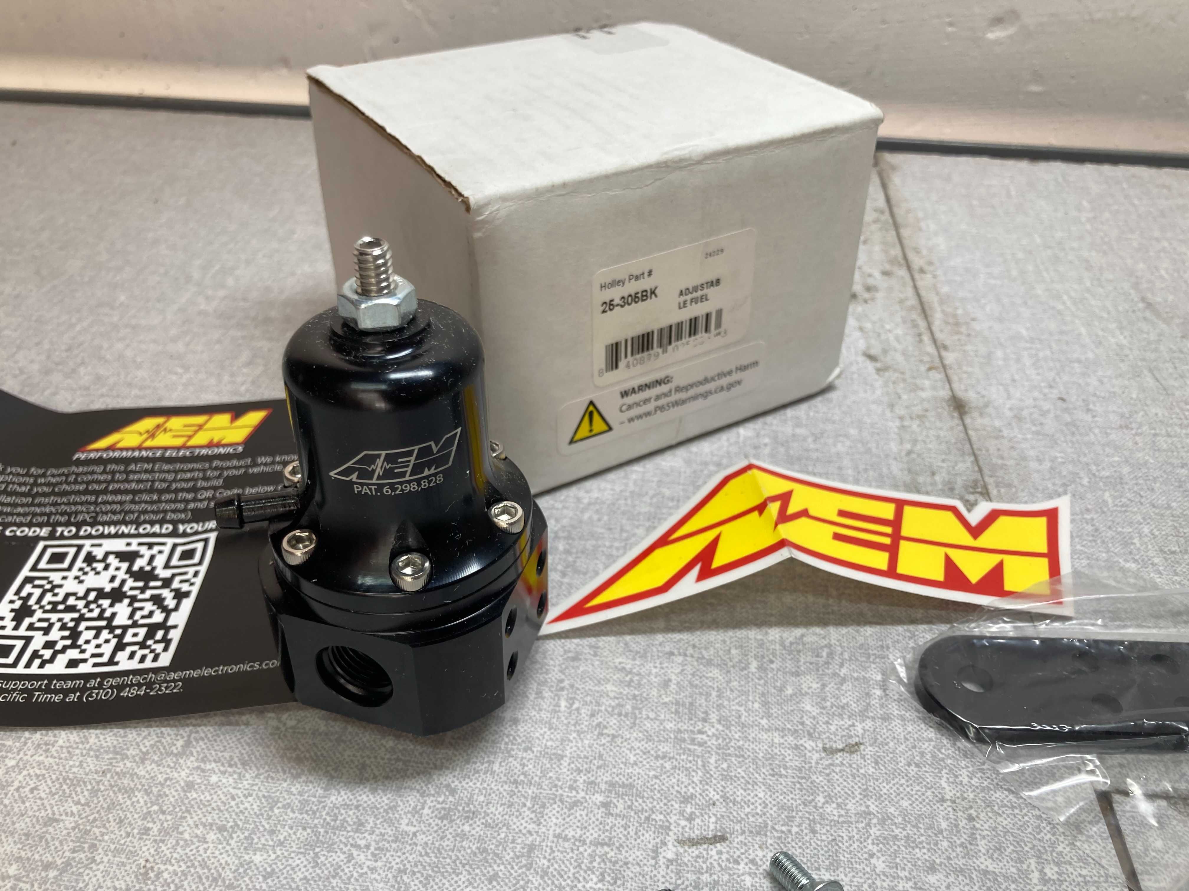 Регулируем горивен регулатор AEM 25-305BK