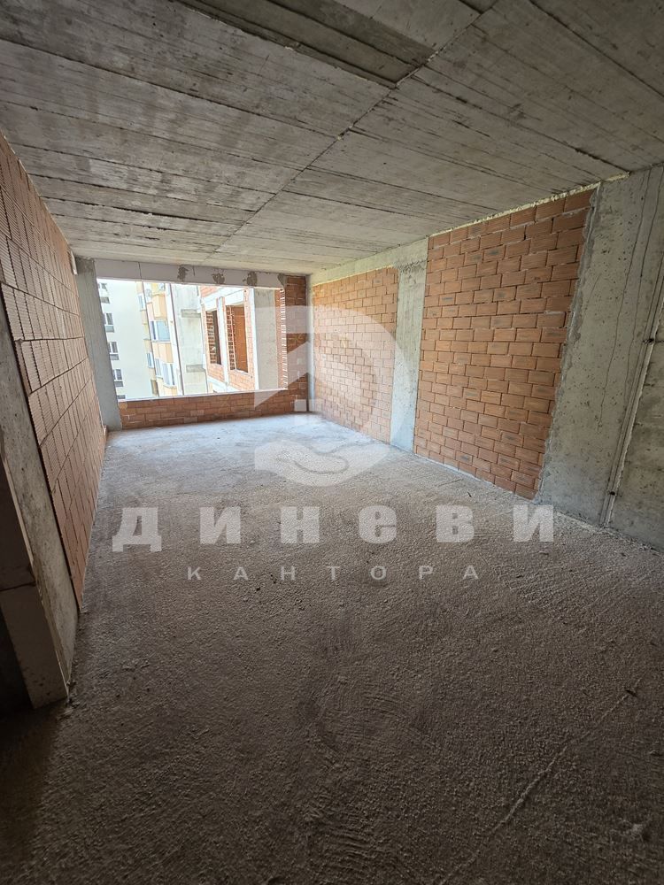 Двустаен апартамент в Самара 3