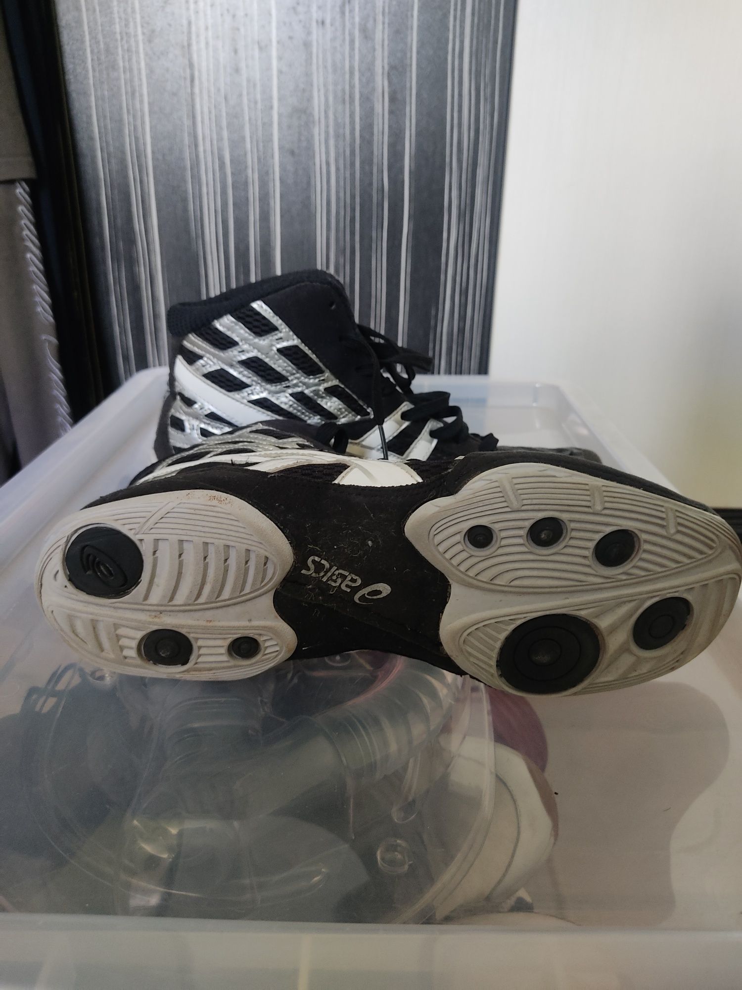 Asics Борцовки 41.5 номер