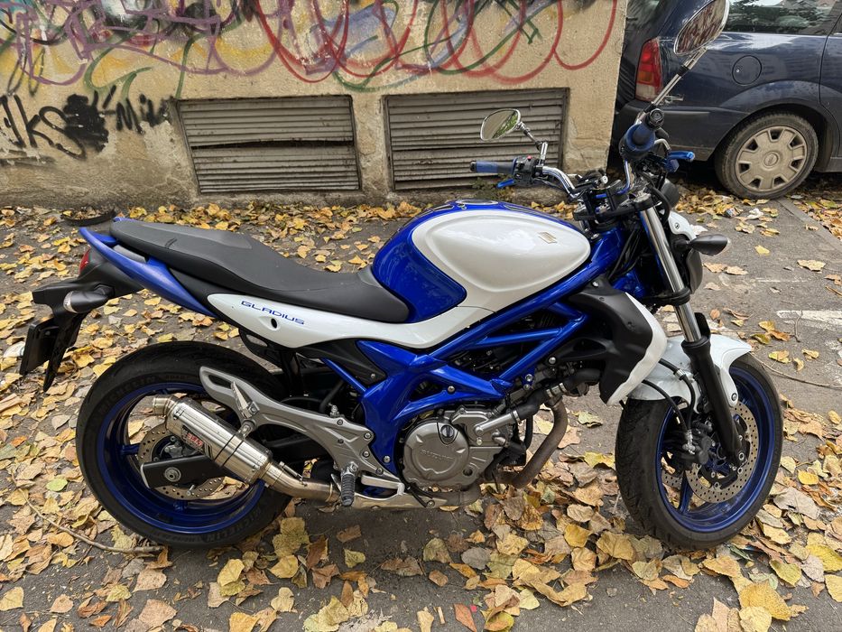 Suzuki SVF650 Gladius A2